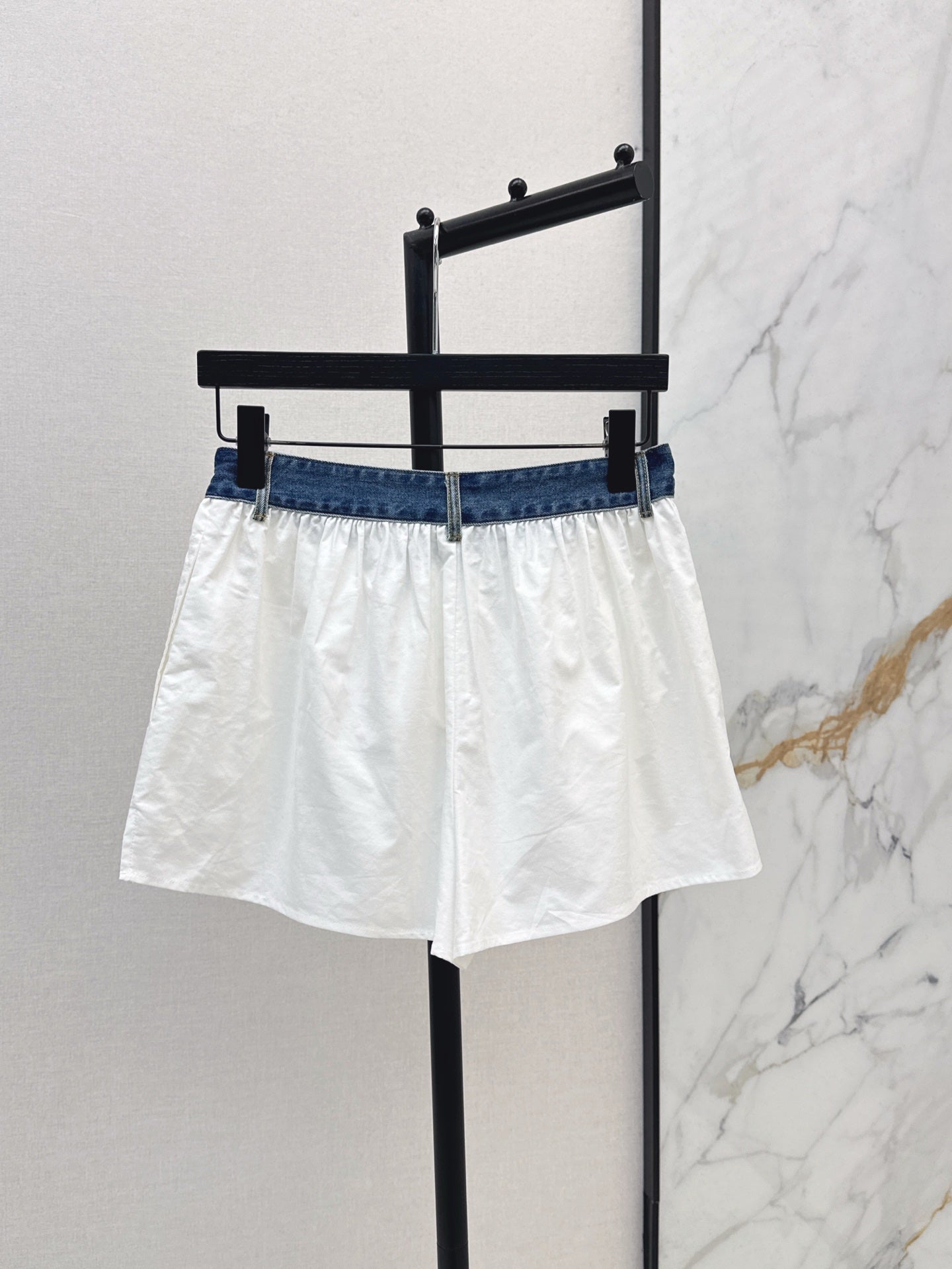 Alexand 25ss embroidered skirt