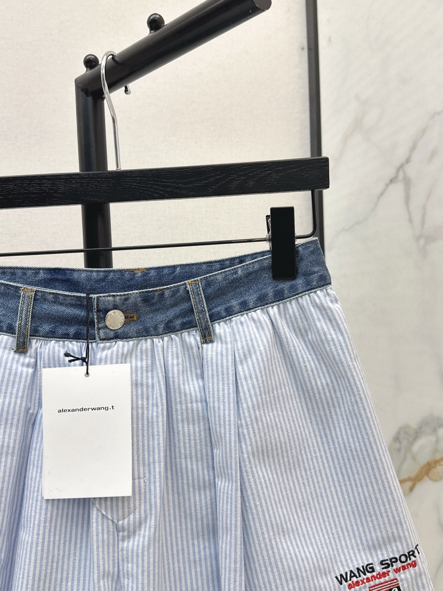 Alexand 25ss embroidered skirt