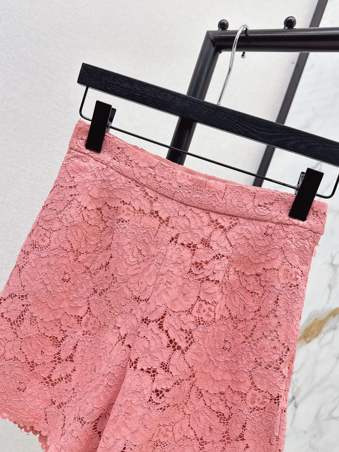 Do 25SS lace shorts