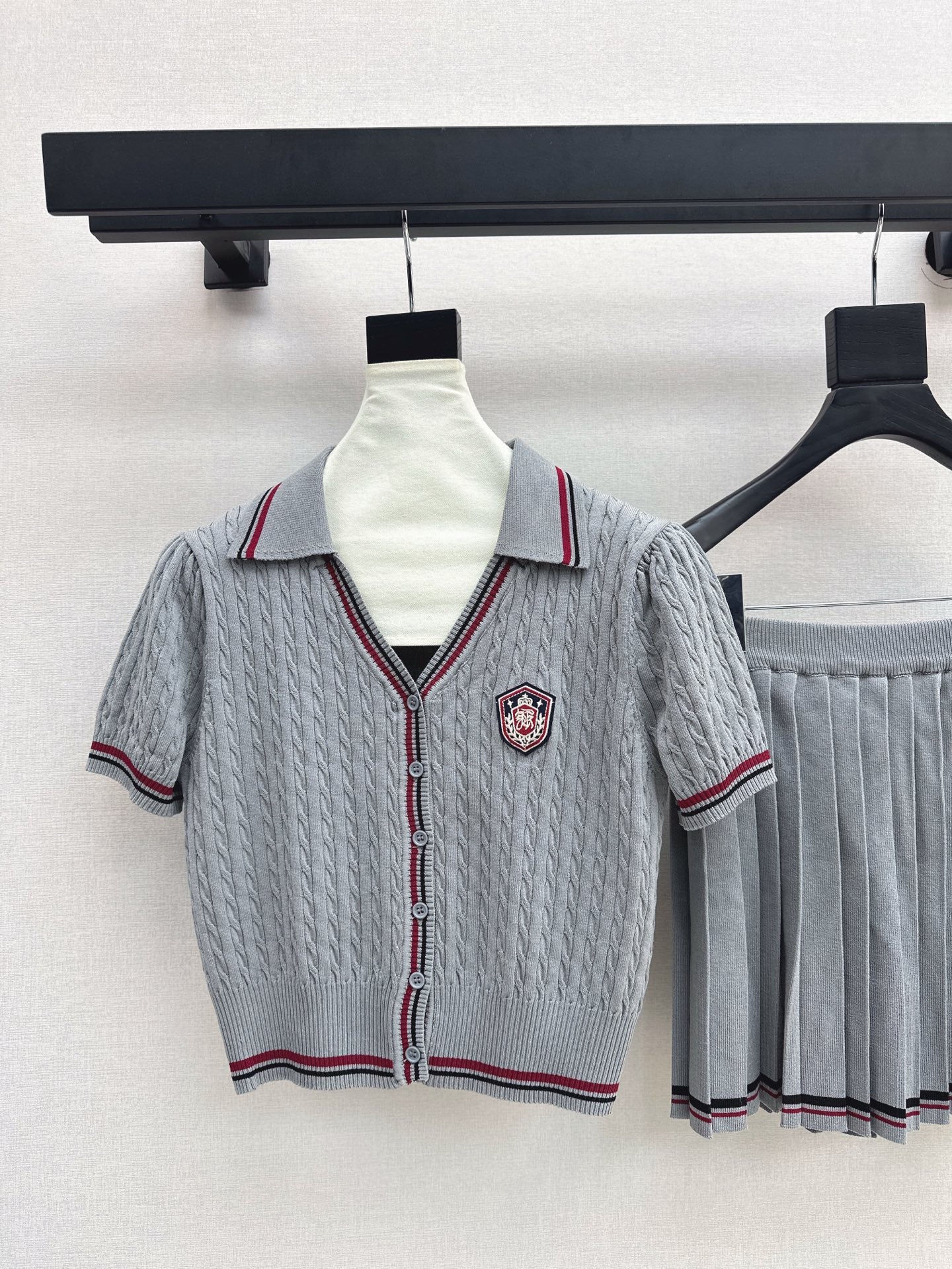 Th 25ss knit set