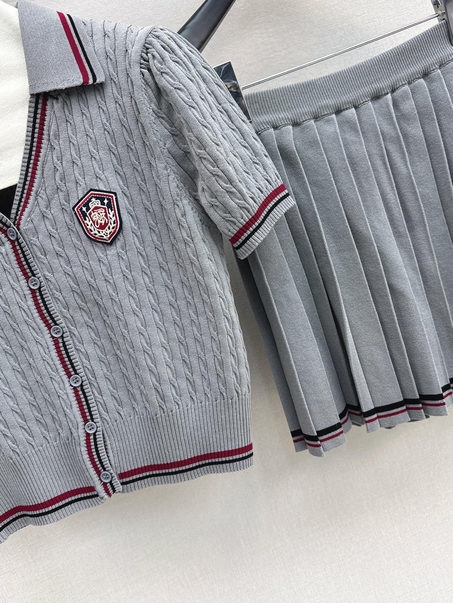 Th 25ss knit set