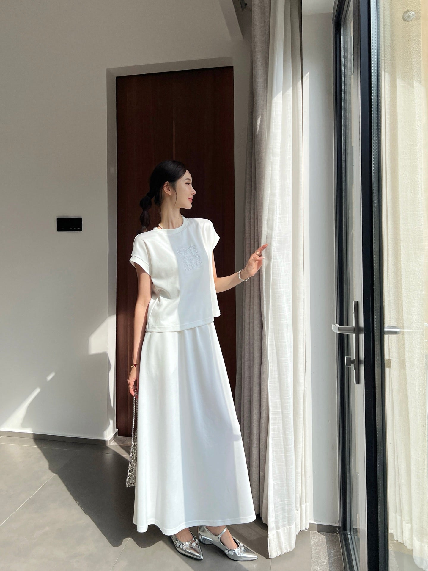 Lo 25ss tee skirt set