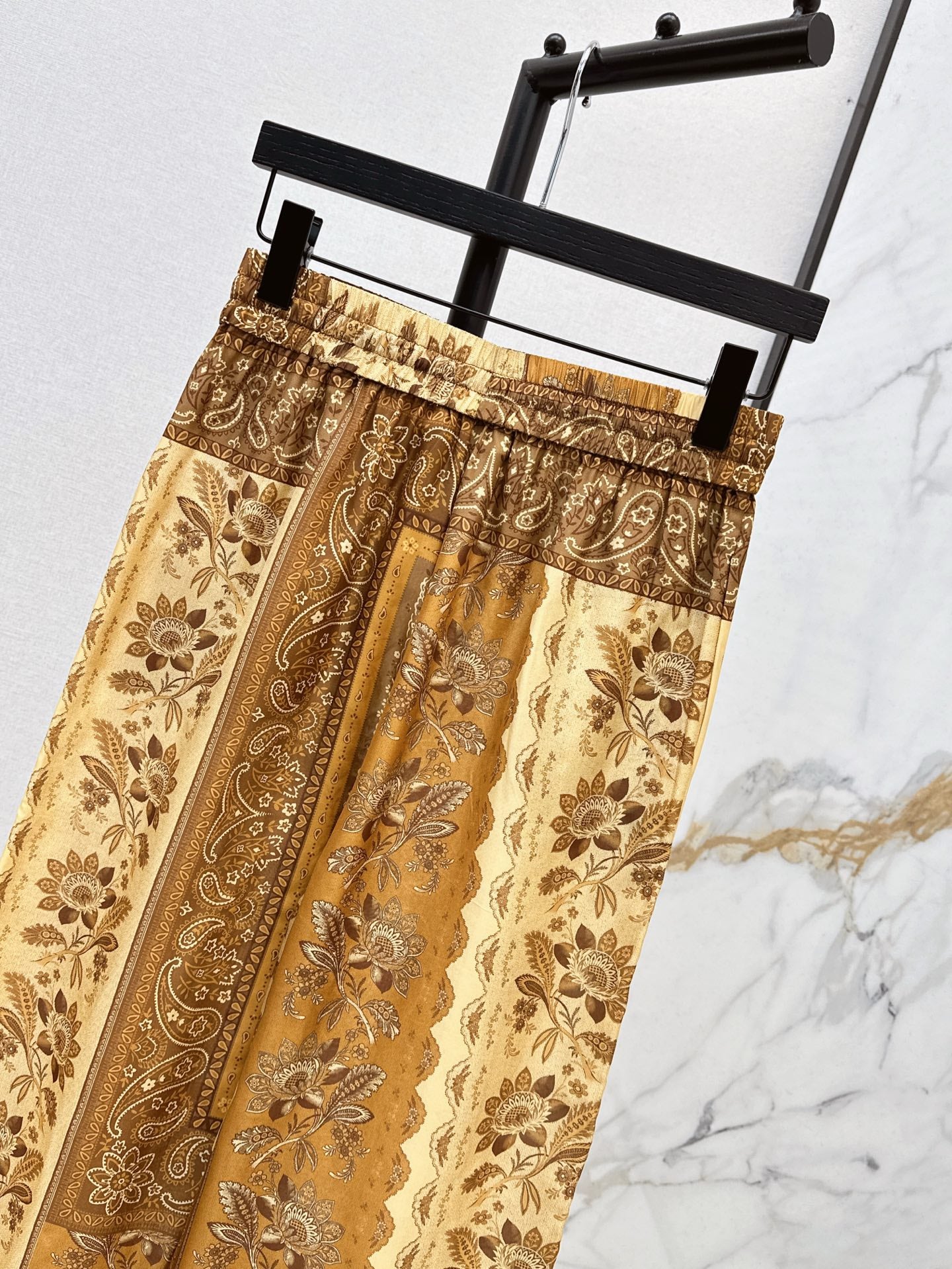 zim 25ss print silk pants