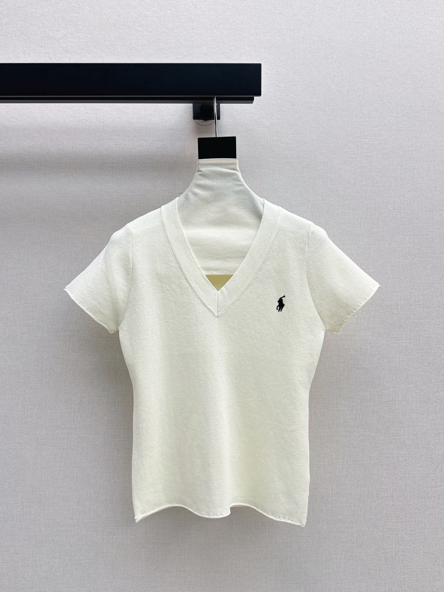 ral 25ss V-neck knit shirt