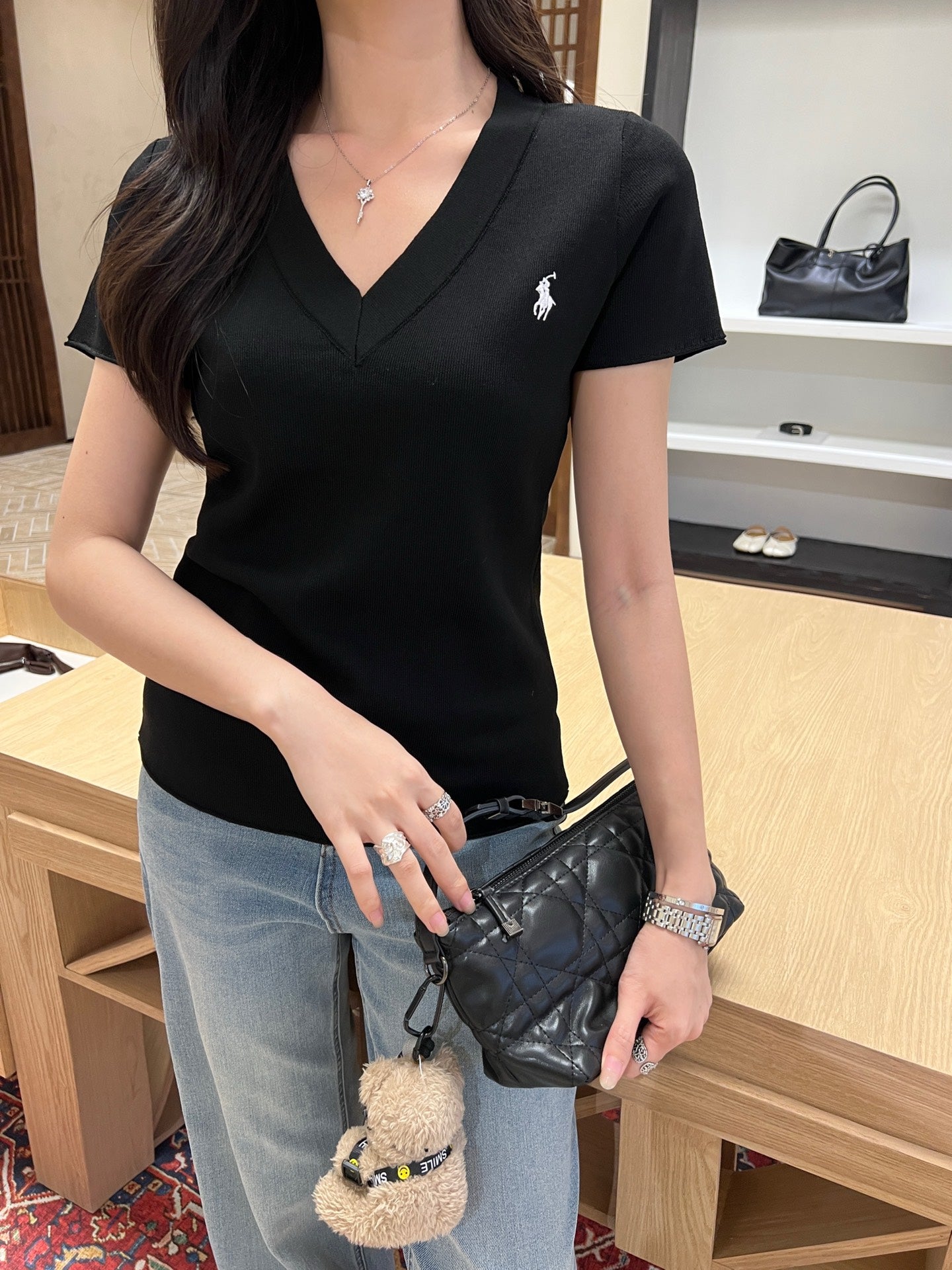 ral 25ss V-neck knit shirt
