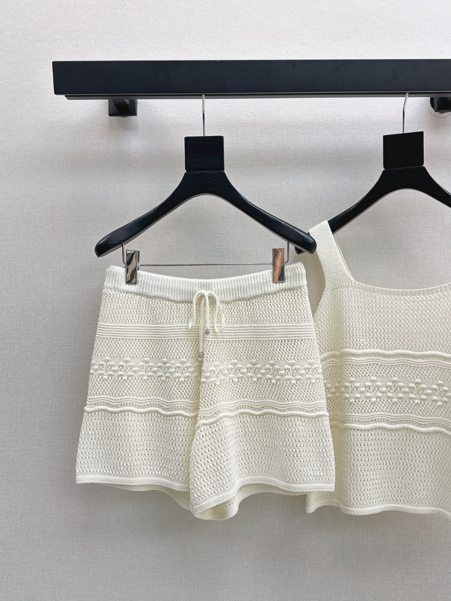 CE 25SS knit suit