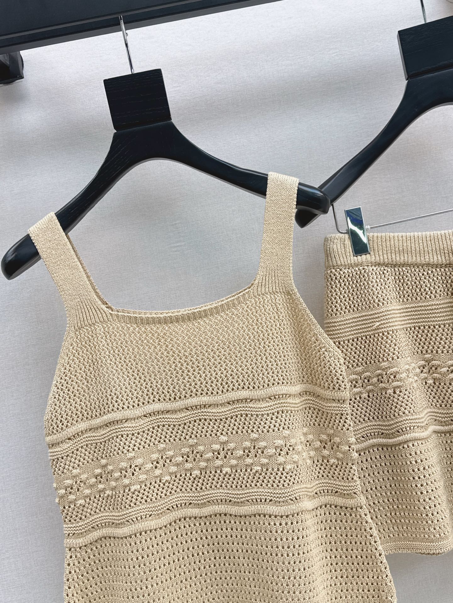CE 25SS knit suit