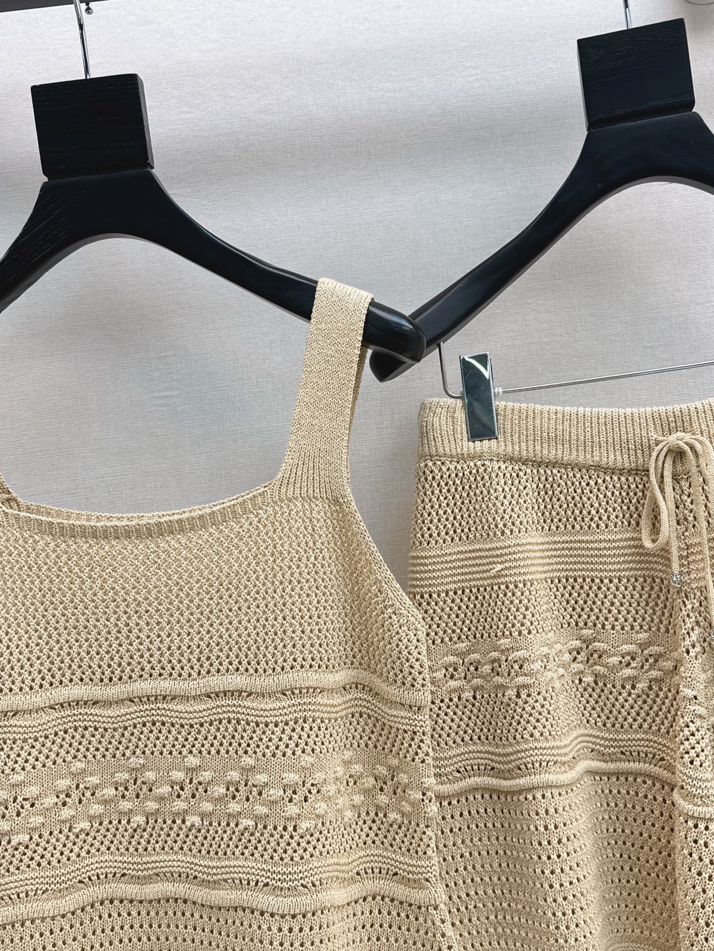 CE 25SS knit suit