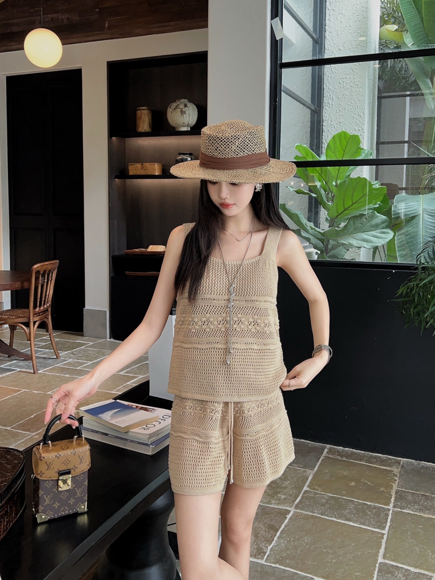 CE 25SS knit suit