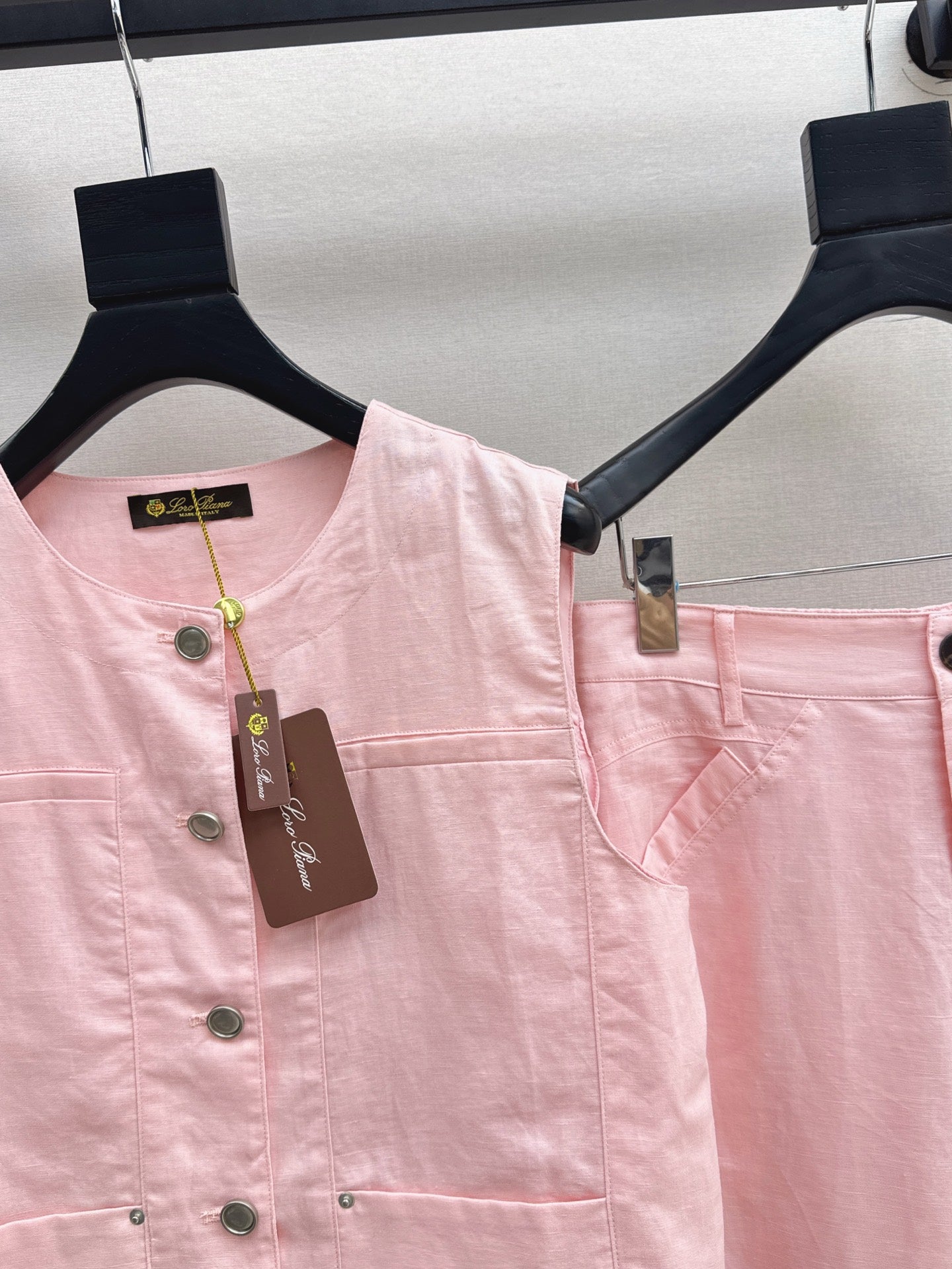 Lo 25ss linen suit