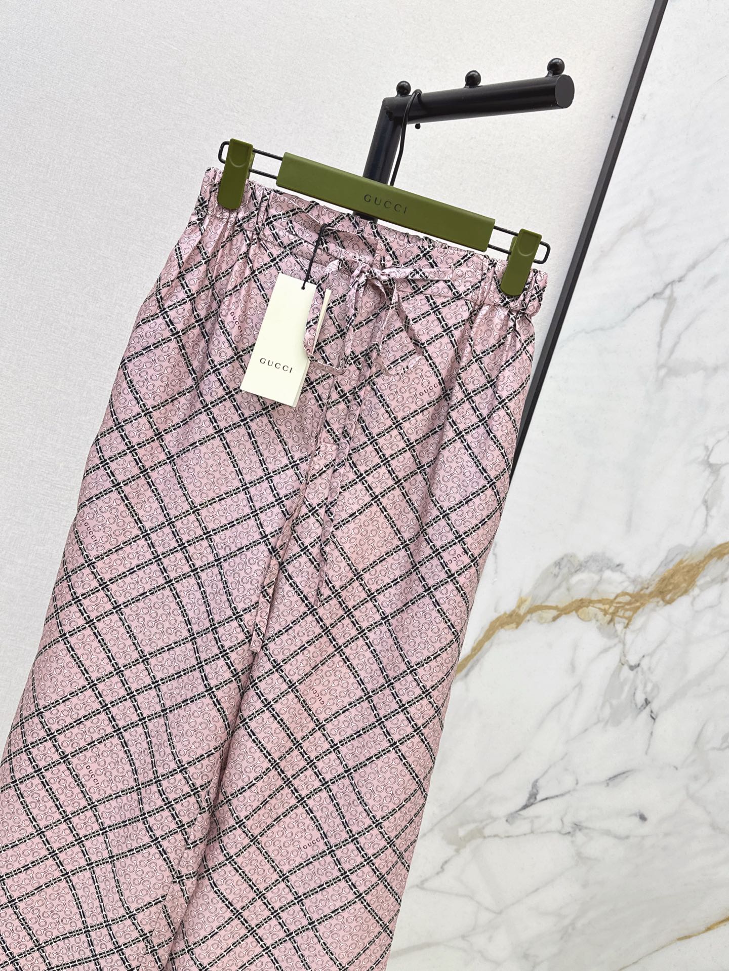 Gu 25ss Silk pants