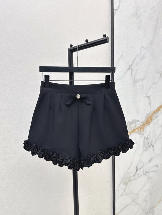 Val 25ss ruffle shorts