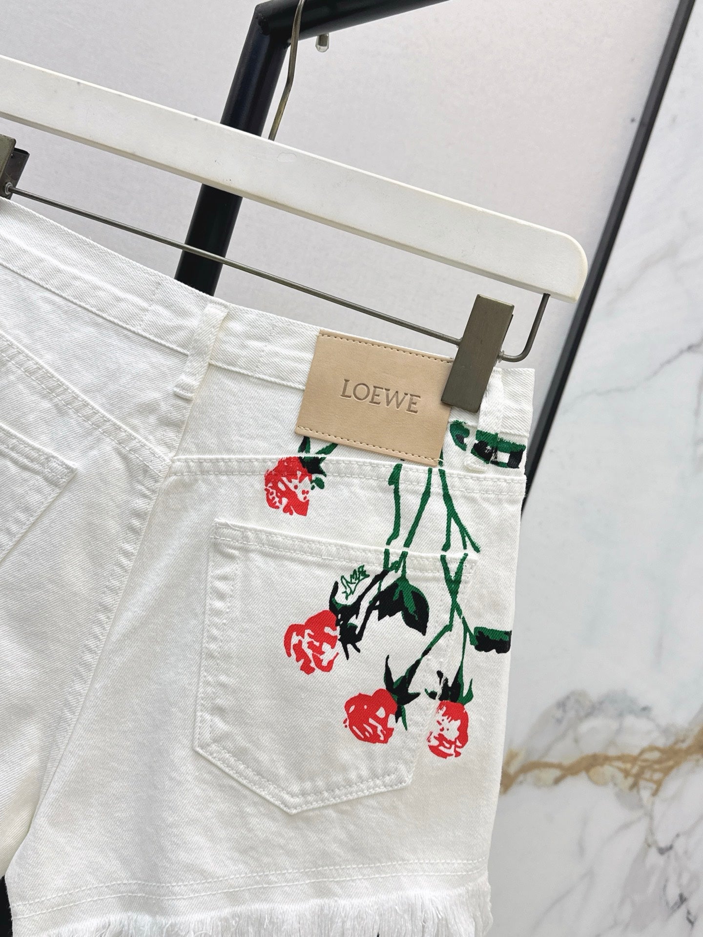 Loe 25ss print denim shorts