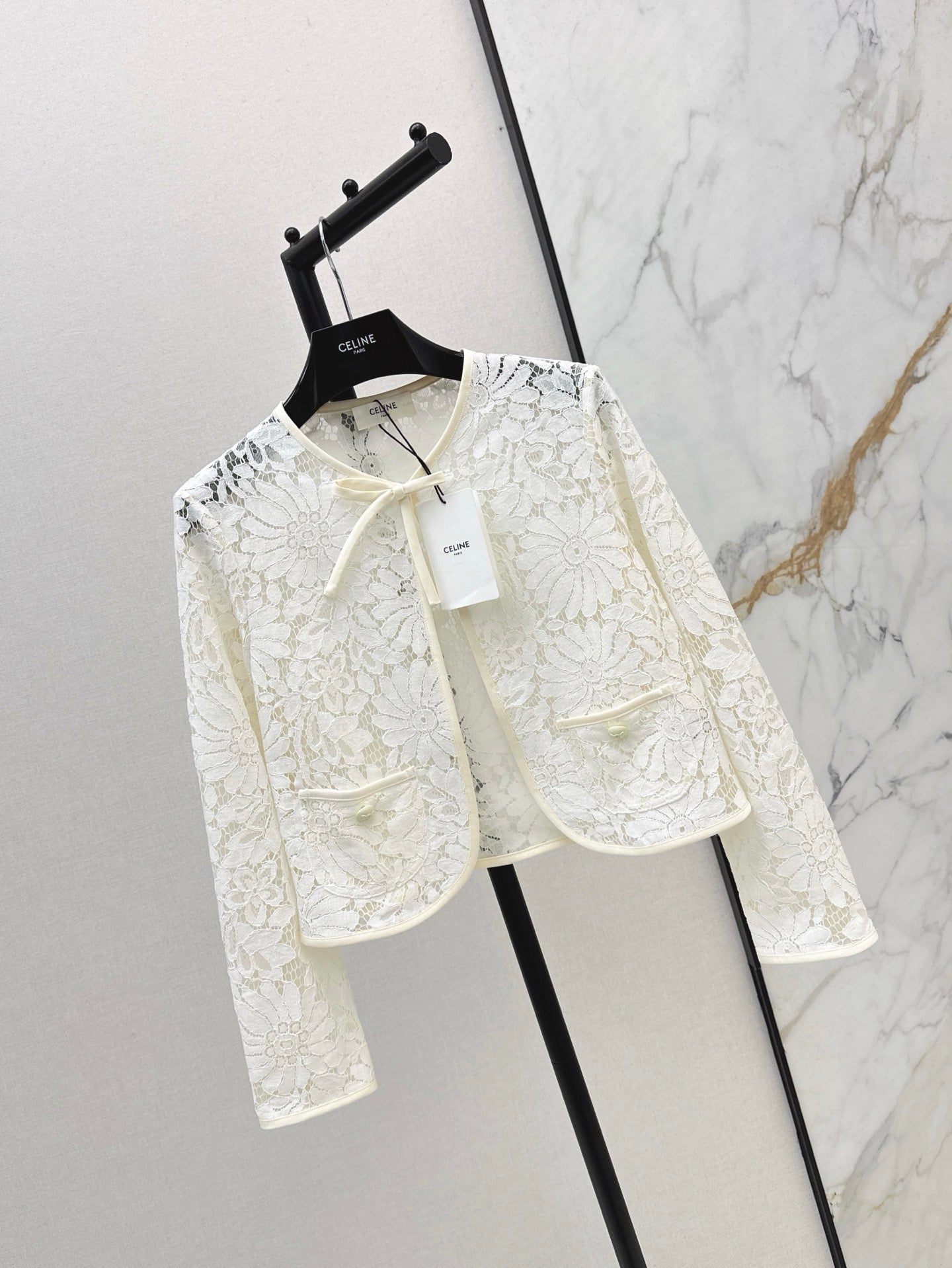 Celi 25ss lace hollow jacket