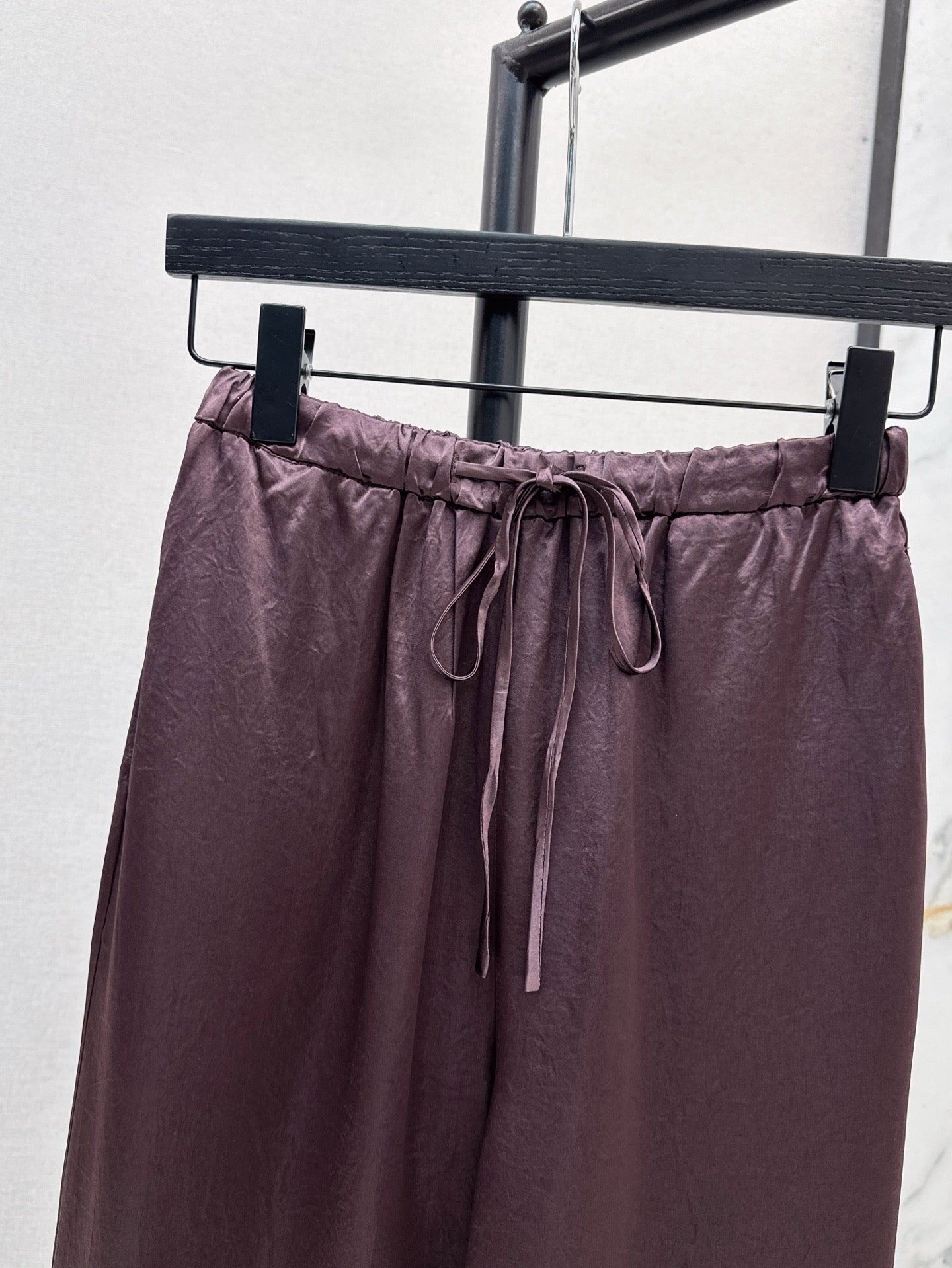 Row 25ss satin pants
