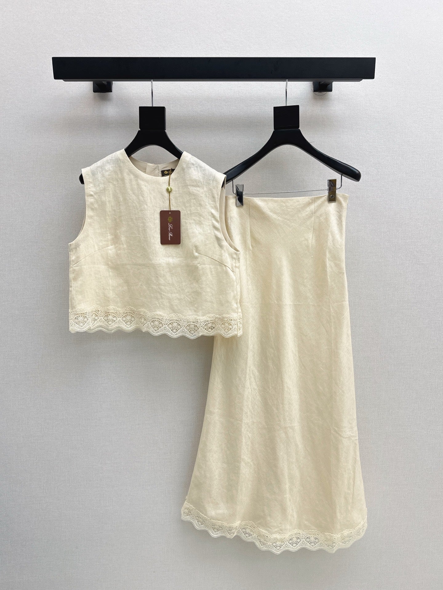 Loro 25ss linen suit