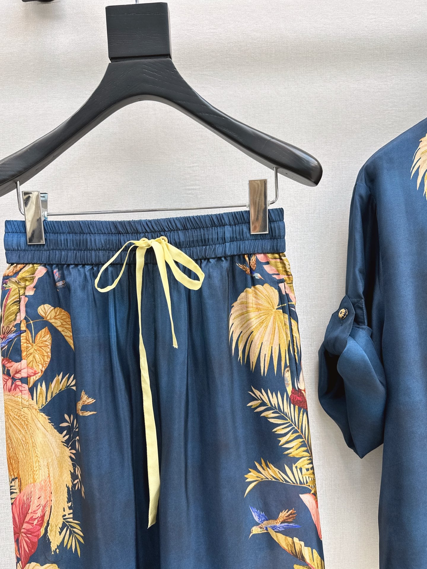 Zimm 25ss Silk print pants