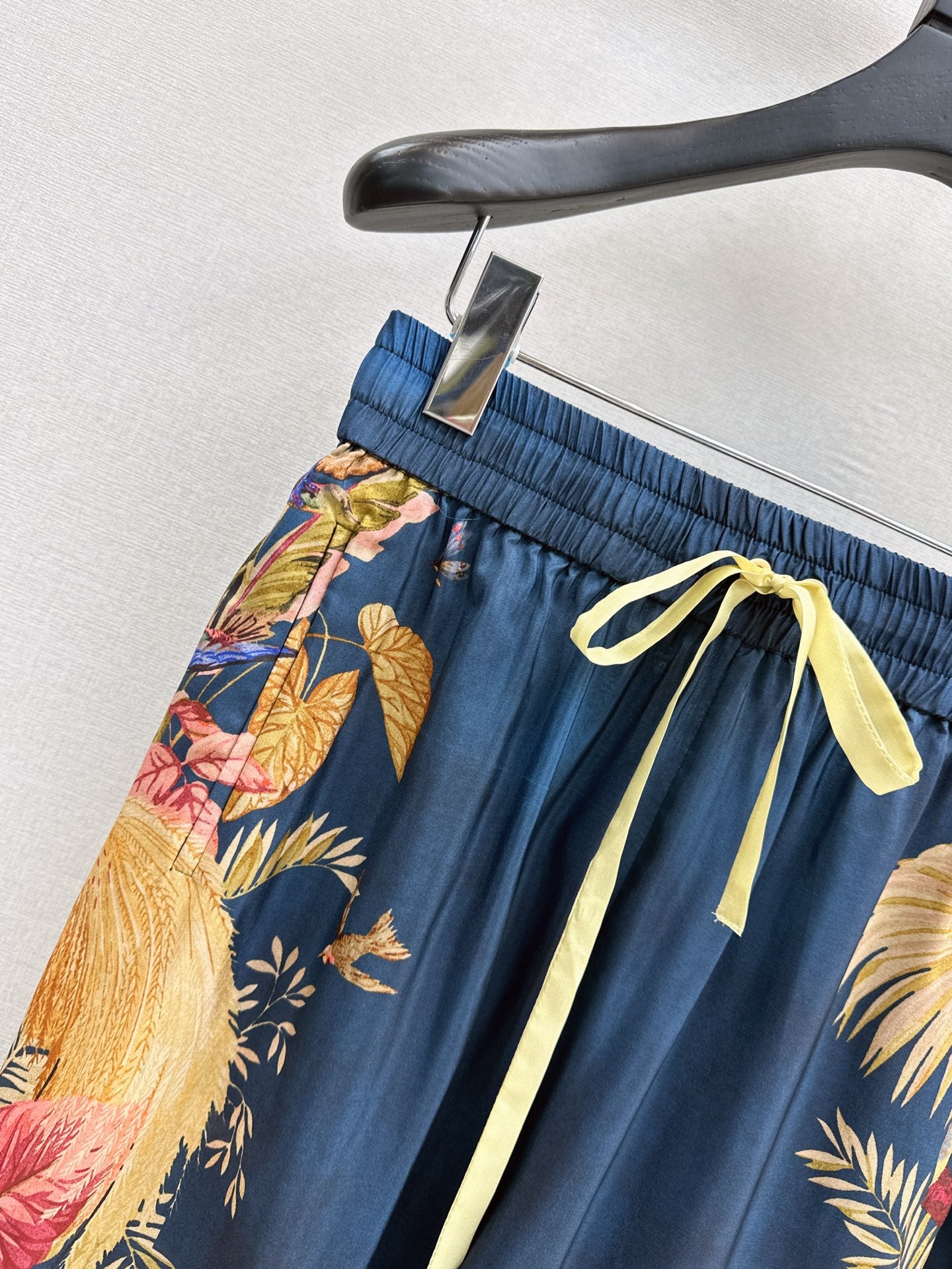 Zimm 25ss Silk print pants