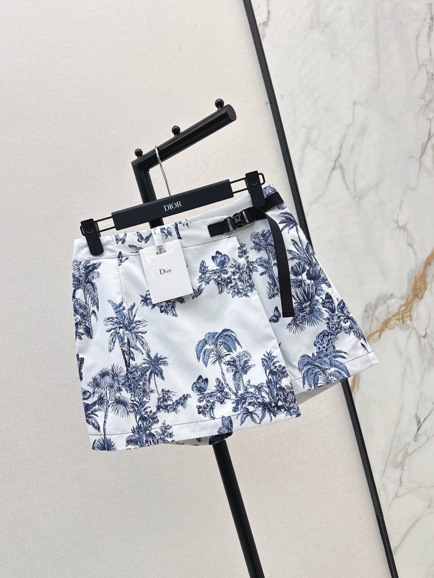 CD 25SS print shorts