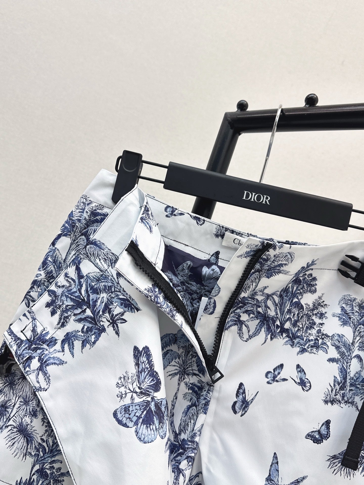 CD 25SS print shorts
