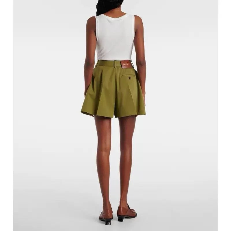 Loe 25ss pleated short