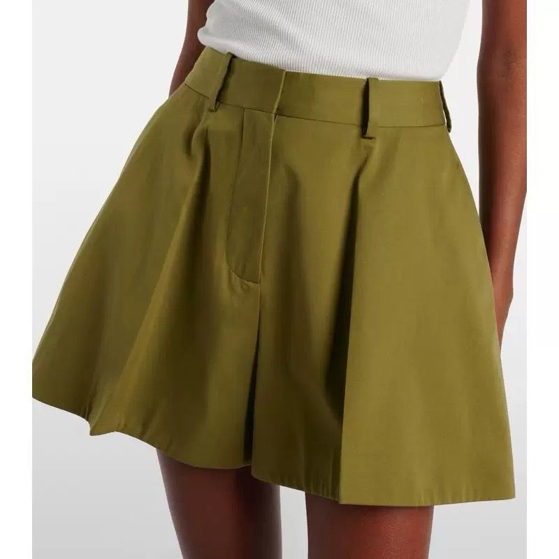 Loe 25ss pleated short