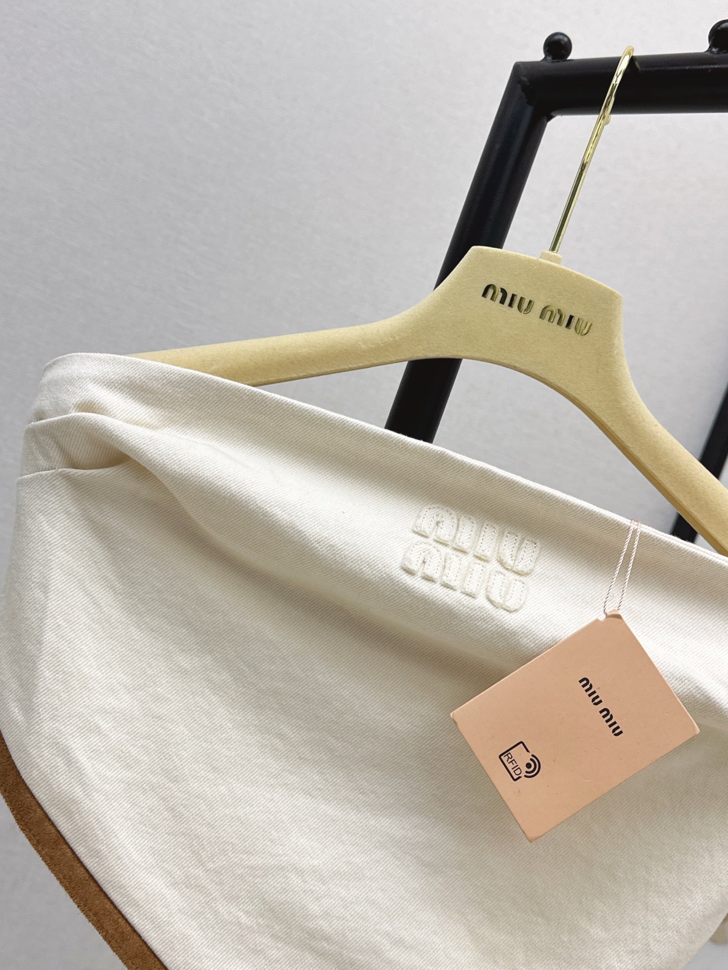 Miu 25ss denim tube top