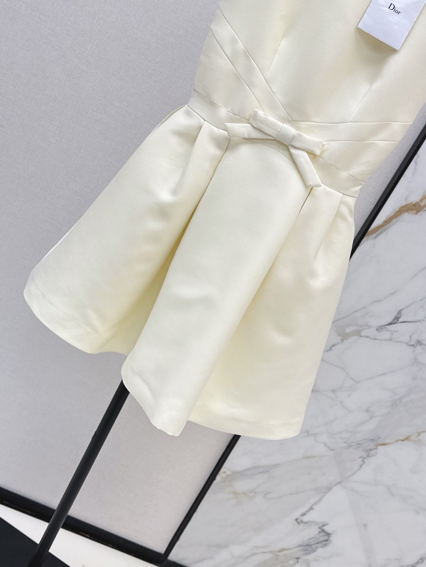 CD 25SS sleeveless dress