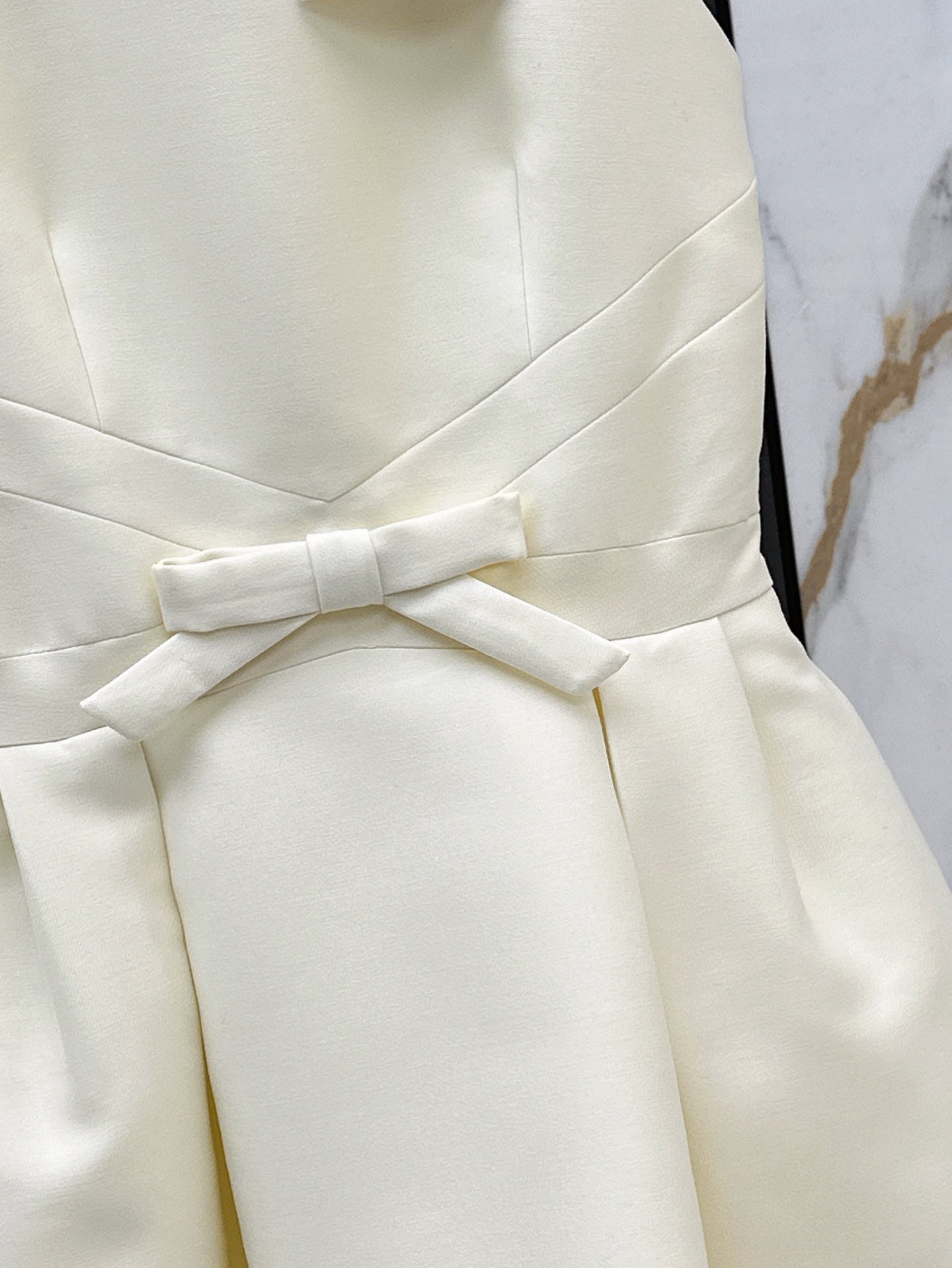 CD 25SS sleeveless dress