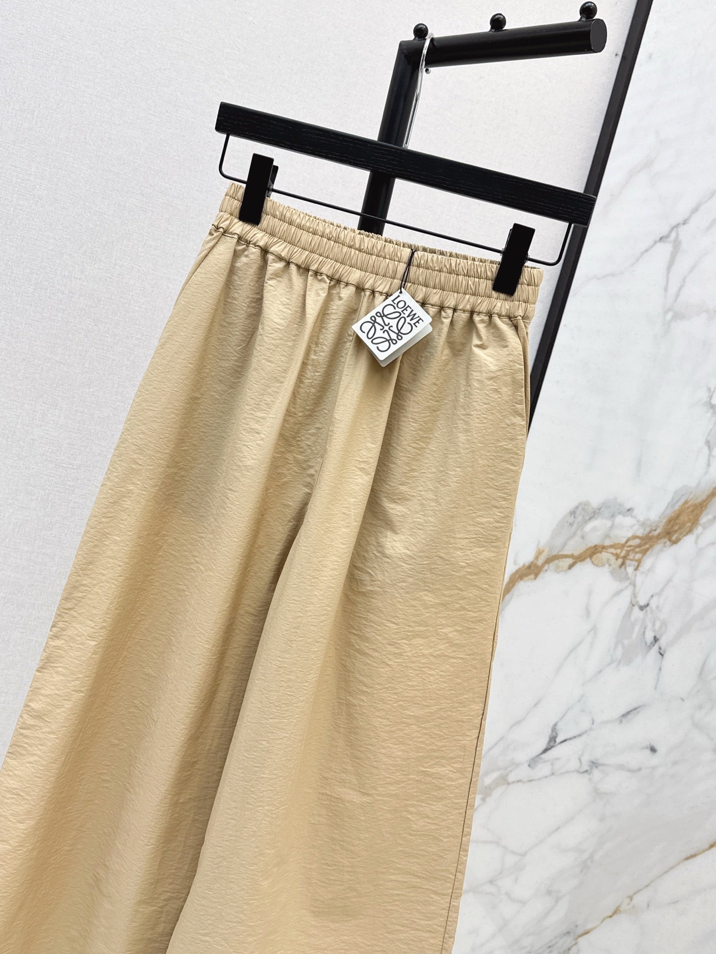 Loe 25ss ankle pants