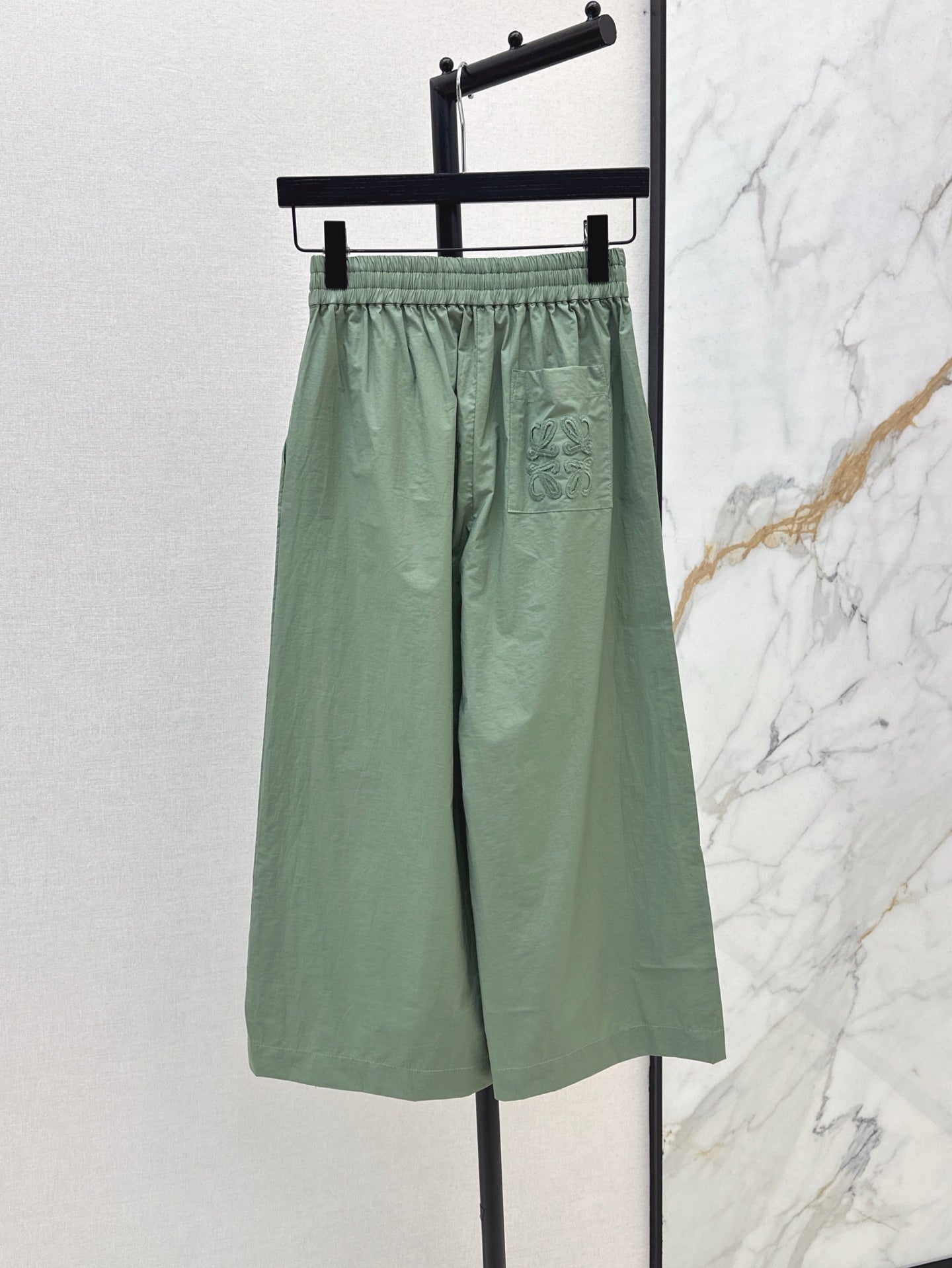 Loe 25ss ankle pants