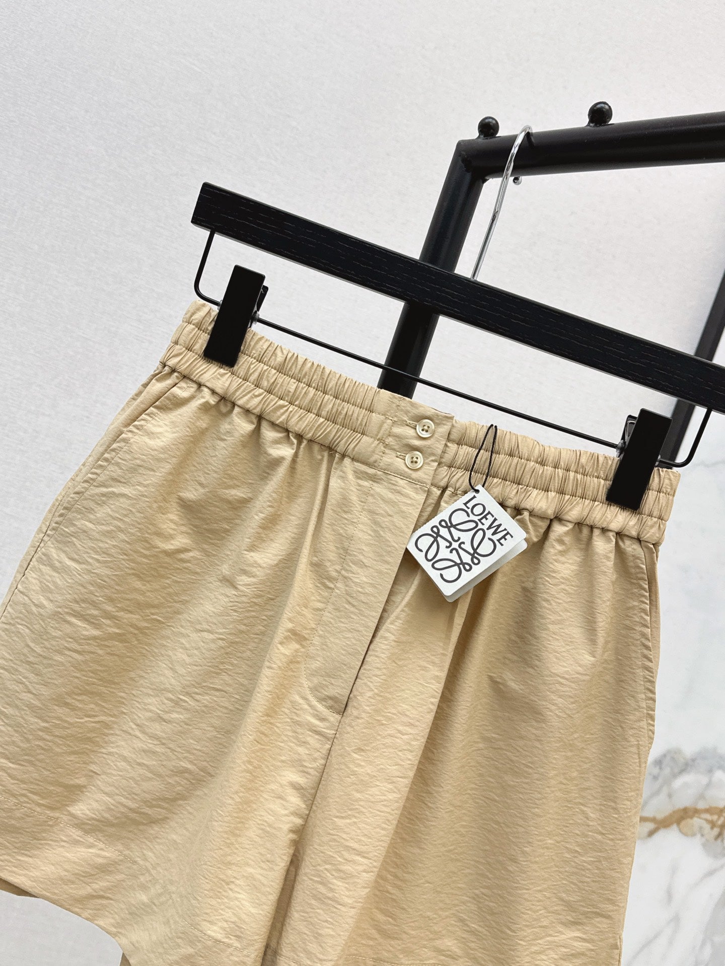 Loe 25ss embroidered short