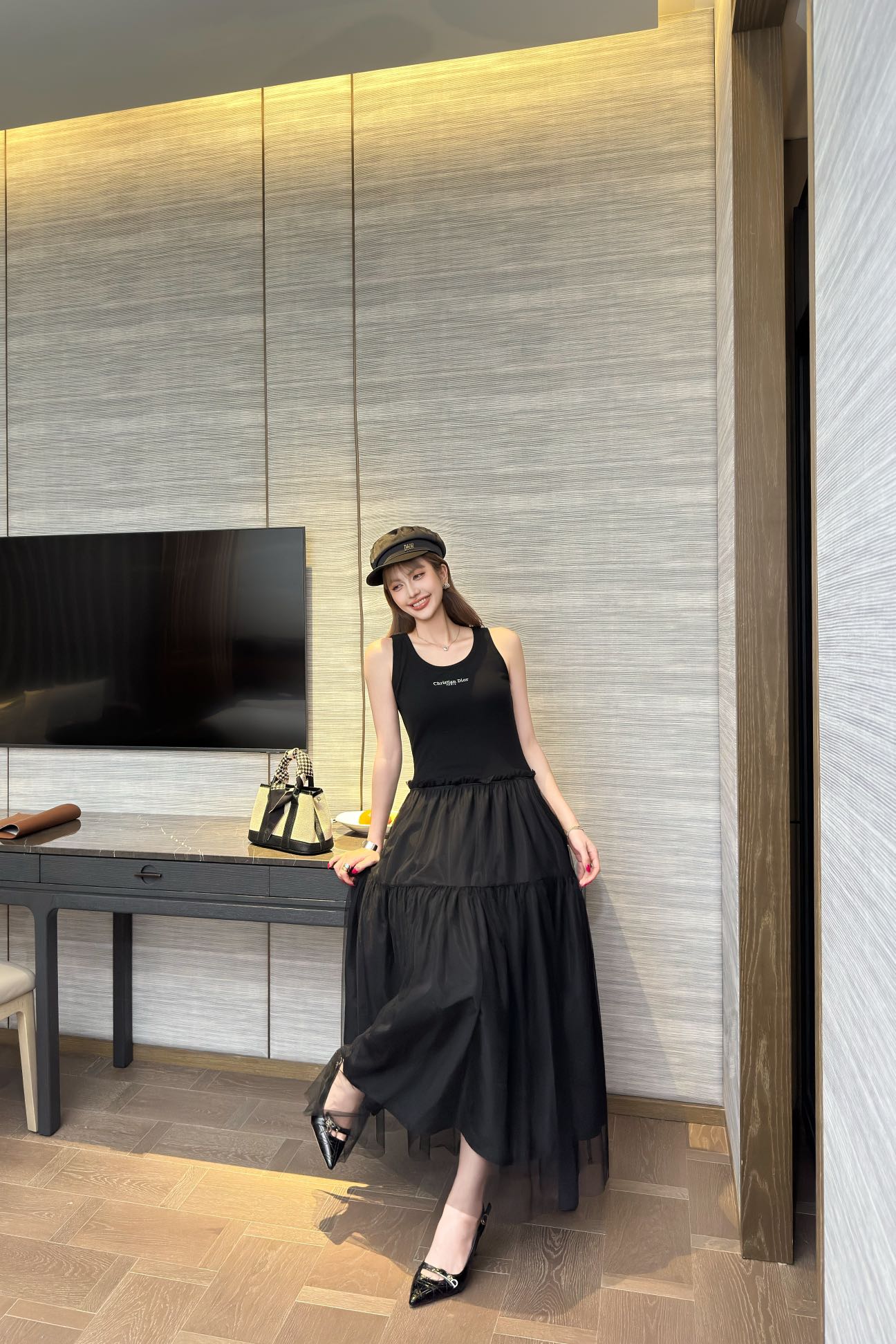 CD 25ss sleeveless dress