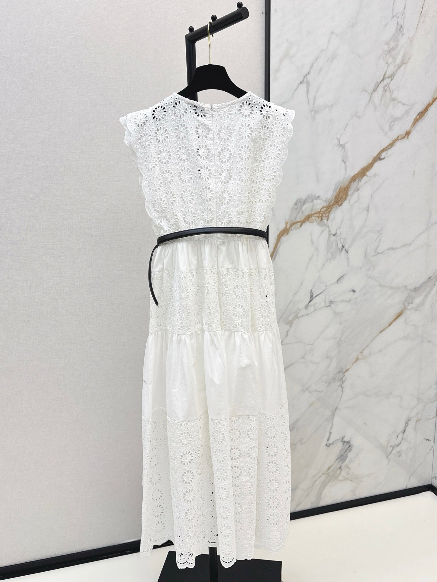 Chan 25ss hollow dress