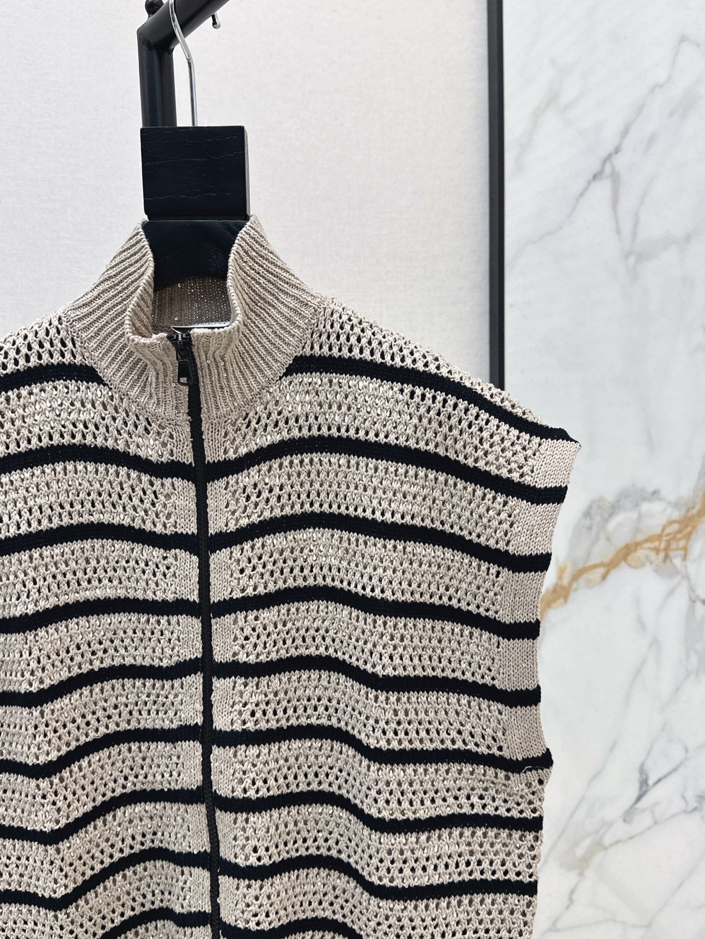 Bottega 25ss Linen hollow vest