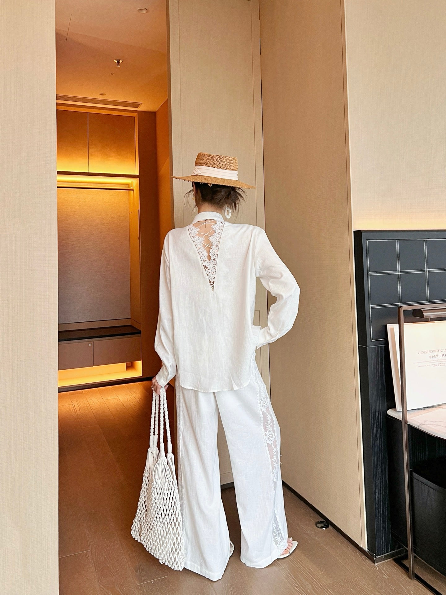 Brune 25ss lace linen shirt