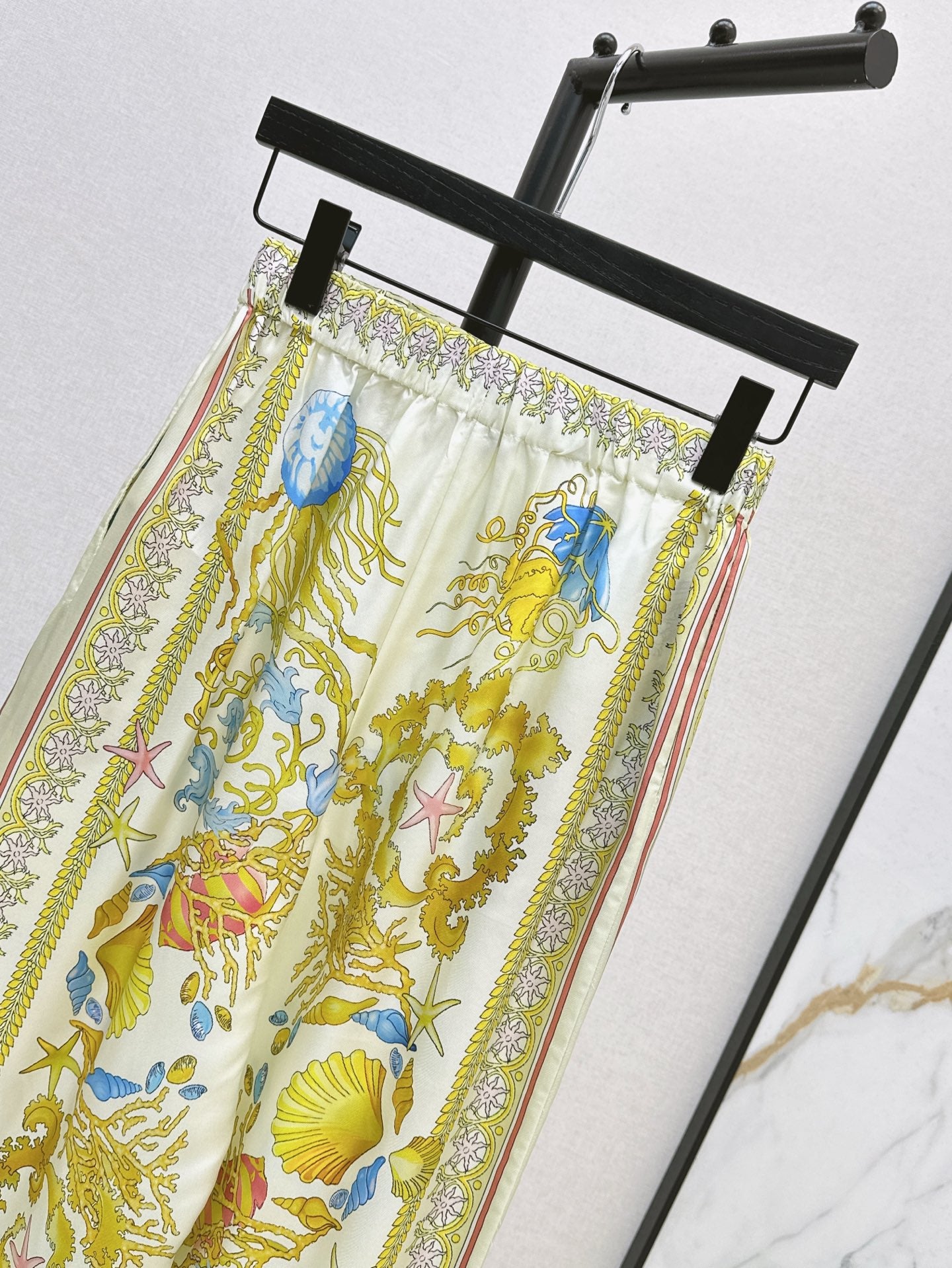 Vers 25ss silk pants