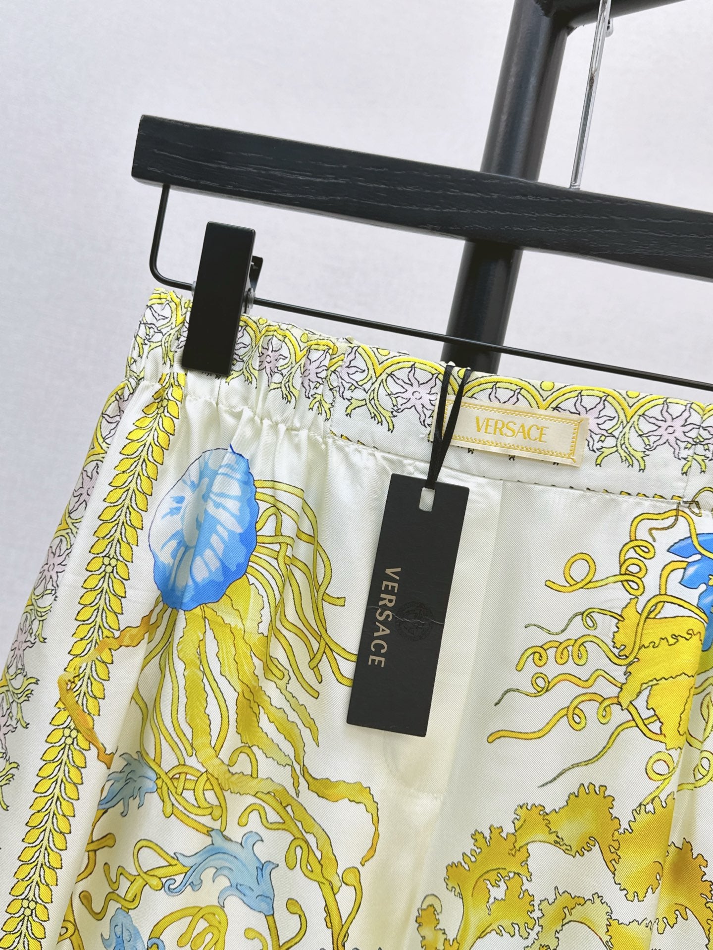 Vers 25ss silk pants