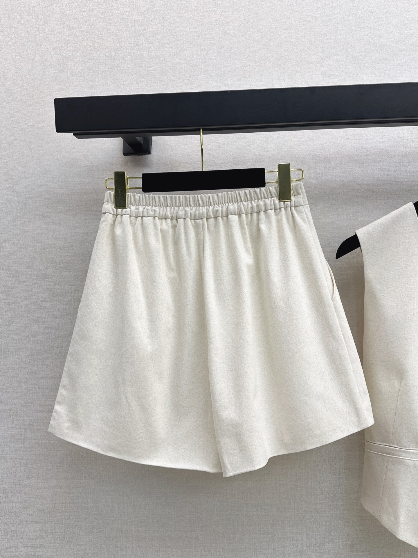 Chan 25ss vest short set