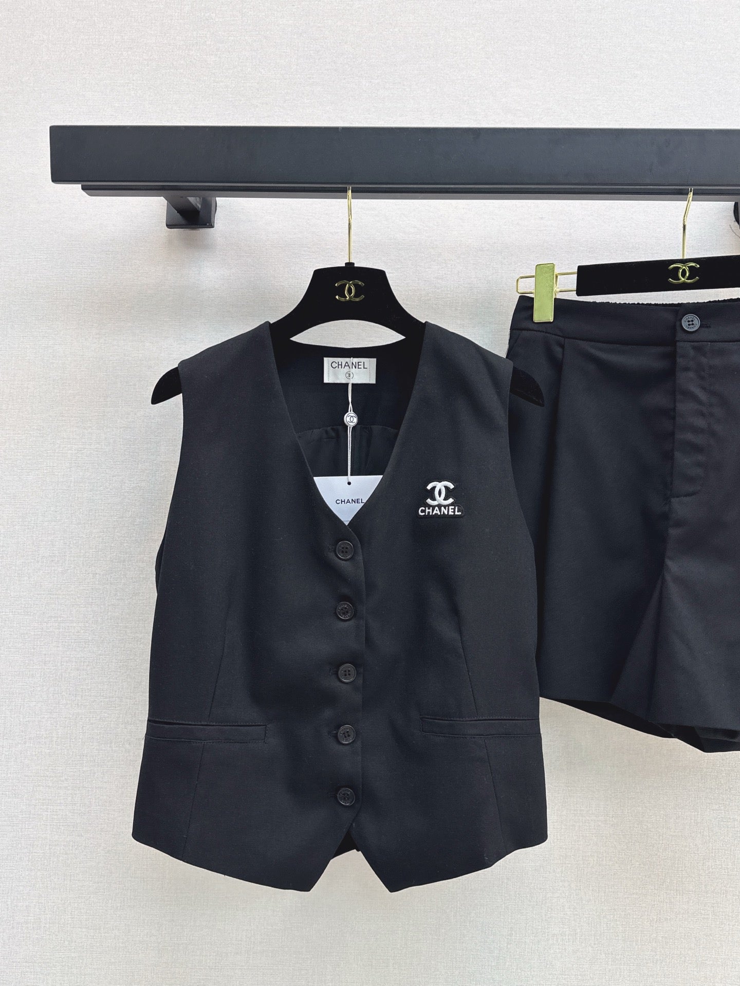 Chan 25ss vest short set