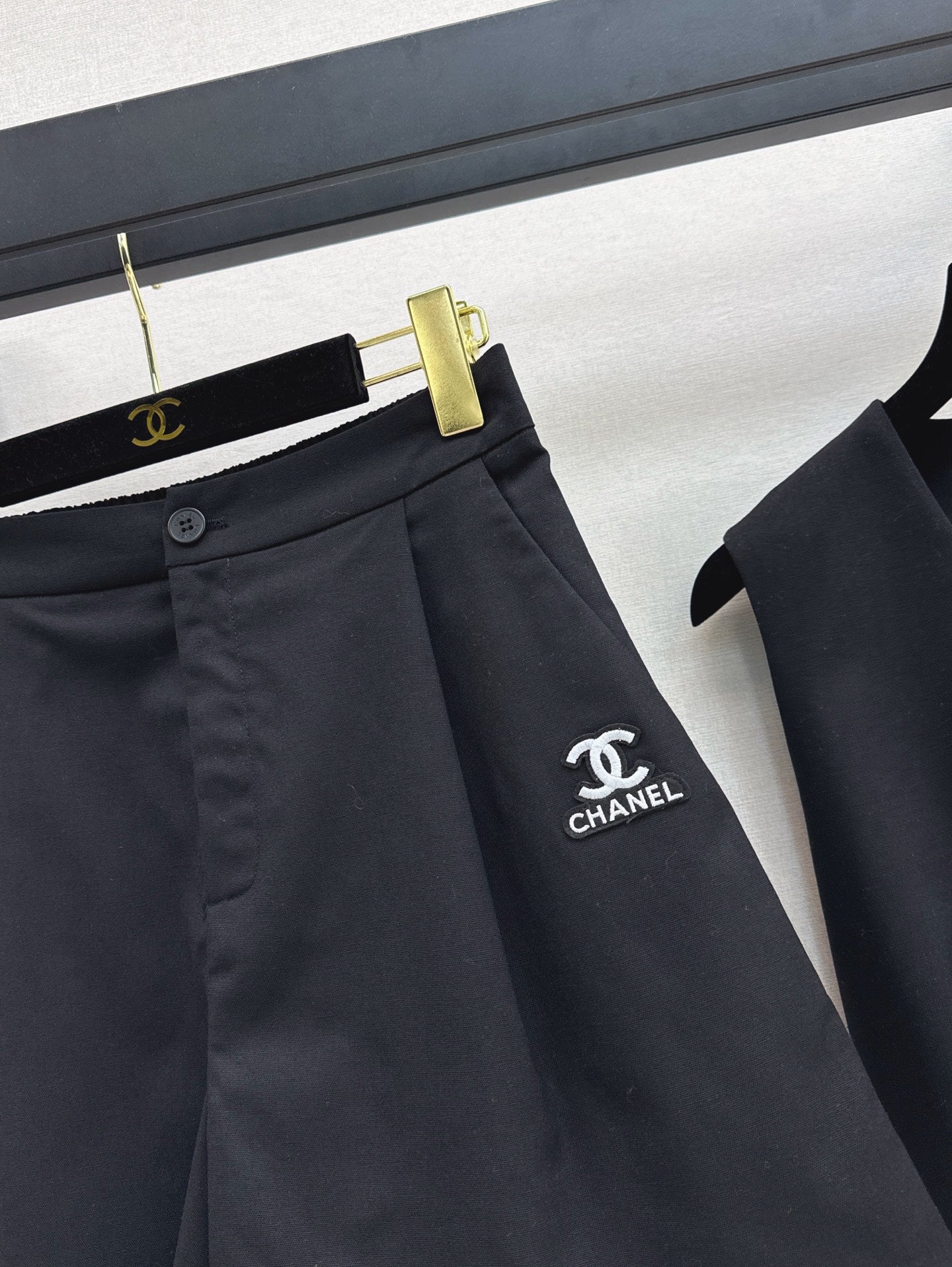 Chan 25ss vest short set