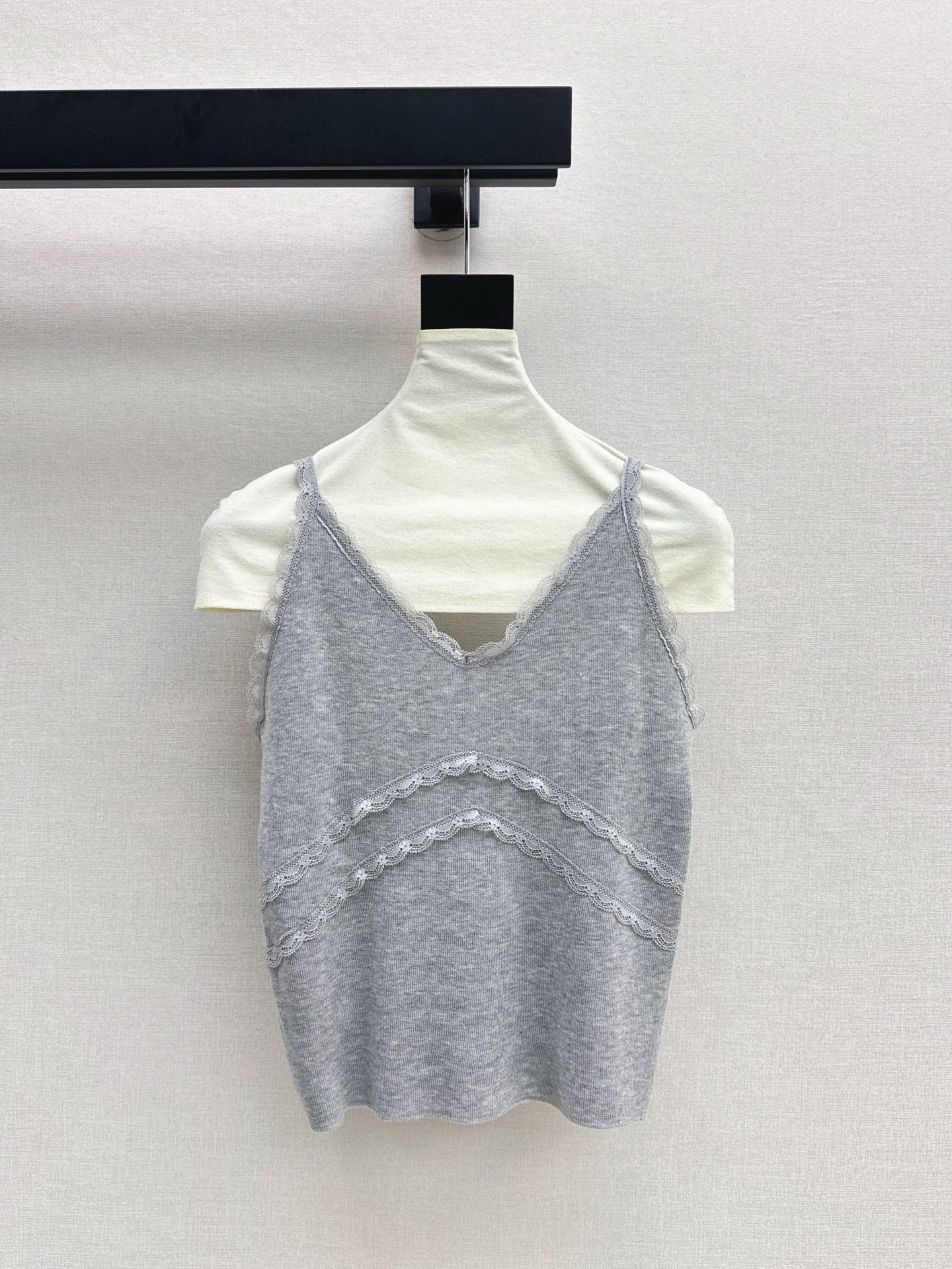 CD 25ss lace camisole