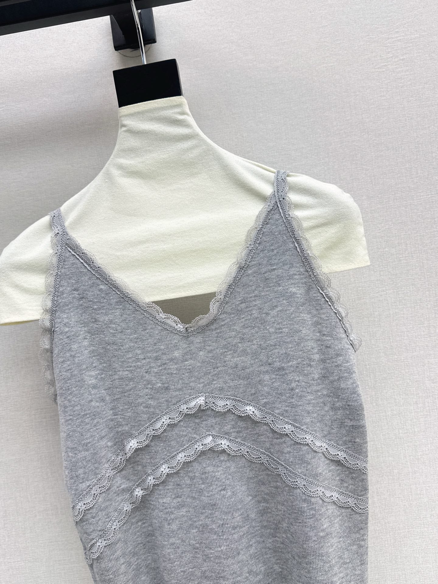 CD 25ss lace camisole
