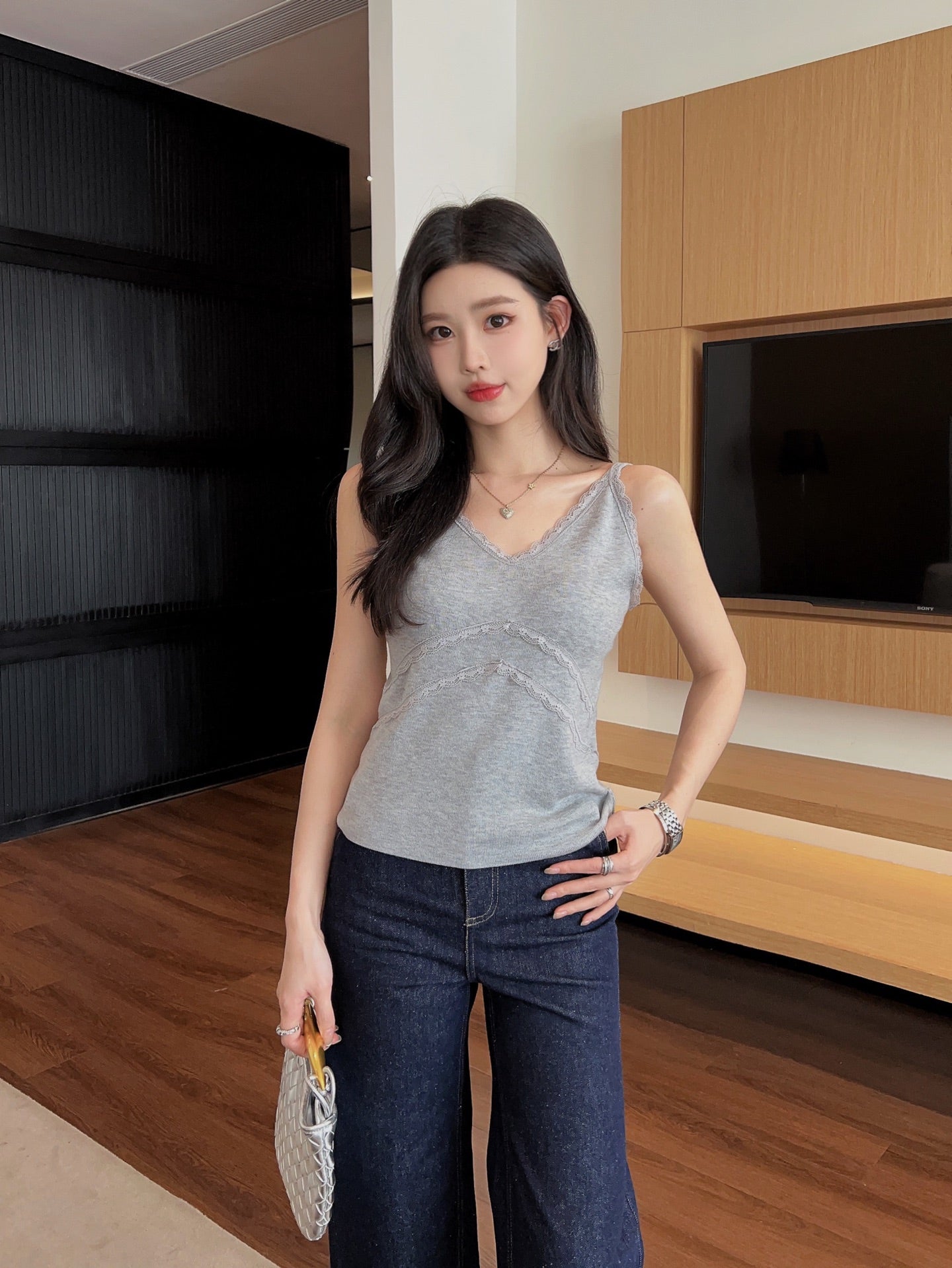 CD 25ss lace camisole