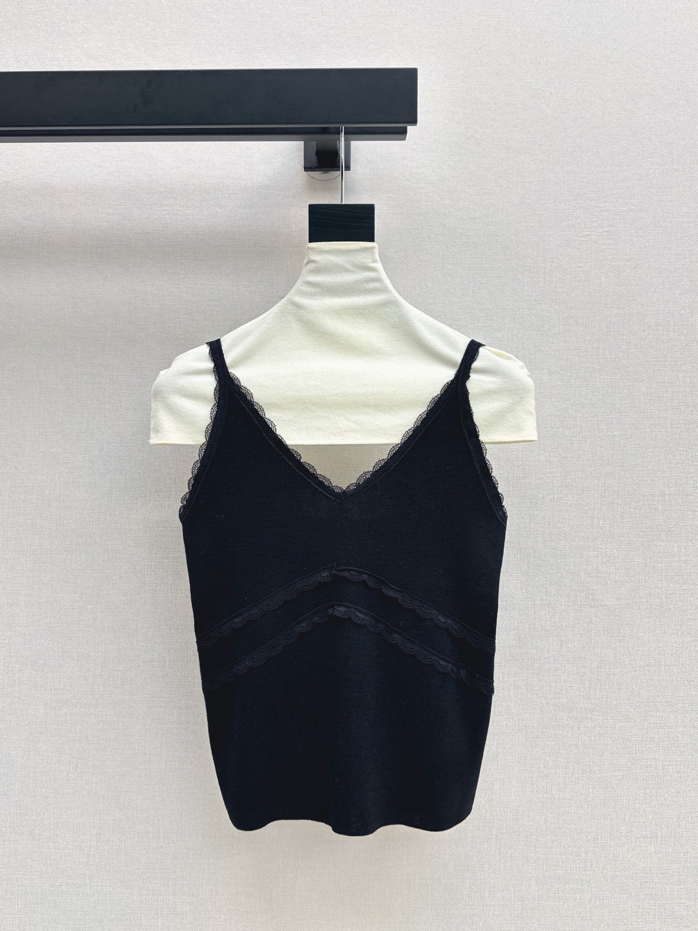 CD 25ss lace camisole