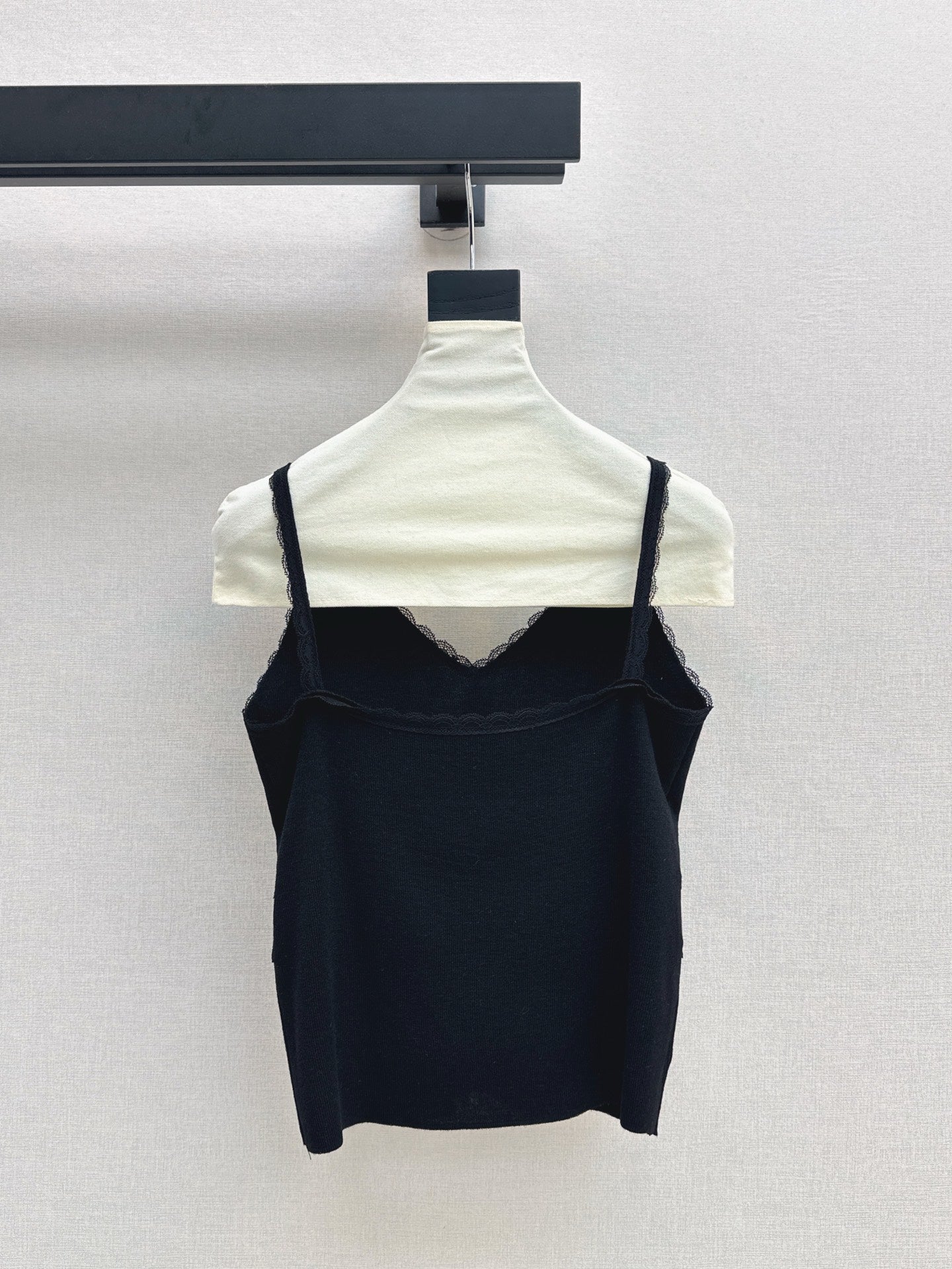 CD 25ss lace camisole