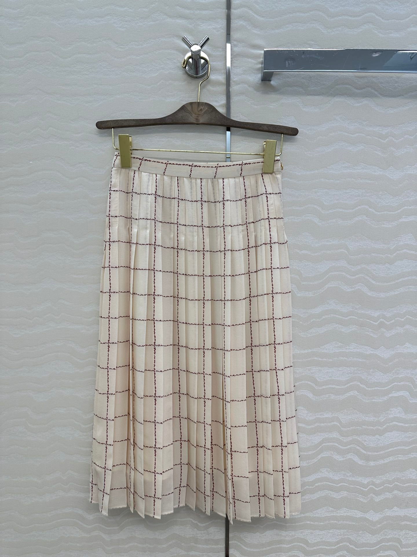 Loro 25ss silk skirt