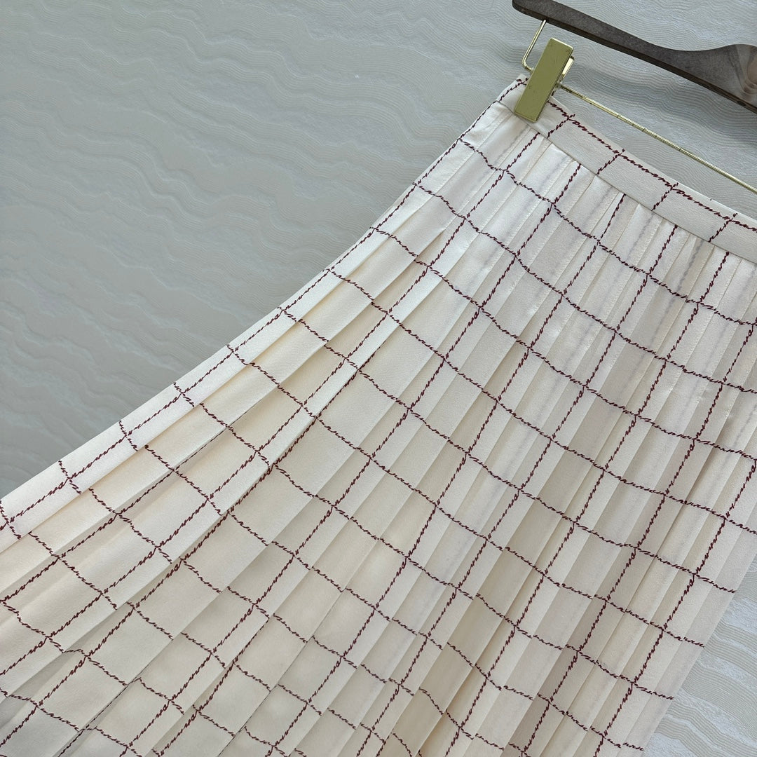 Loro 25ss silk skirt