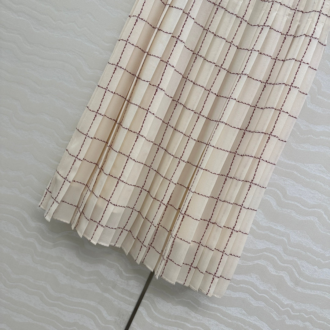Loro 25ss silk skirt