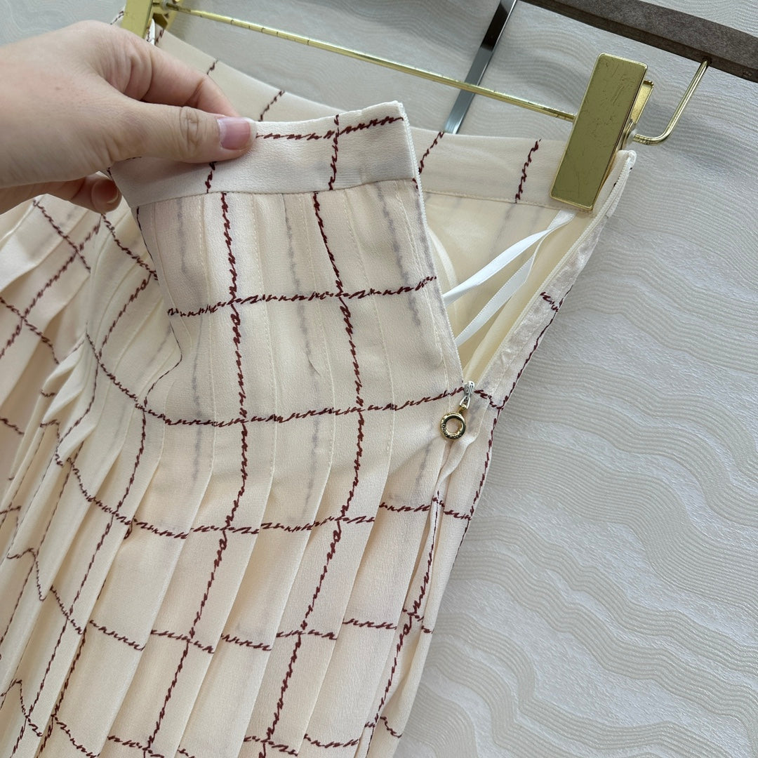 Loro 25ss silk skirt